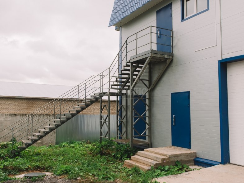 Грузовой автосервис из сэндвич-панелей - фото 11